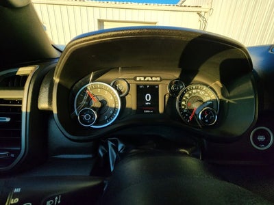 2023 RAM 1500 Tradesman Crew Cab 4x4 6'4' Box