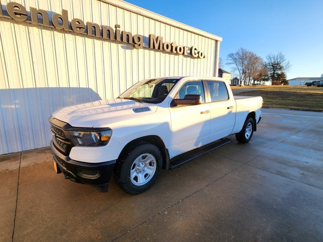 2023 RAM 1500 Tradesman Crew Cab 4x4 6'4' Box