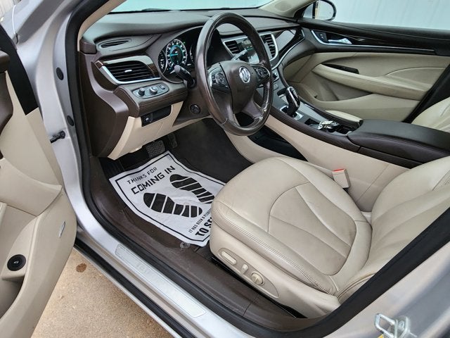 2017 Buick LaCrosse Essence