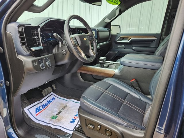 2023 Chevrolet Silverado 1500 4WD Crew Cab Short Bed High Country