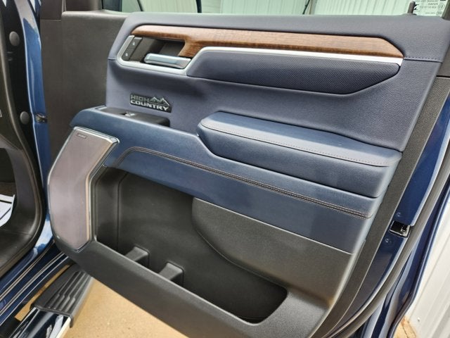 2023 Chevrolet Silverado 1500 4WD Crew Cab Short Bed High Country