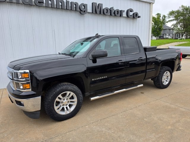 Used 2015 Chevrolet Silverado 1500 LT with VIN 1GCVKREC0FZ434432 for sale in Mount Ayr, IA