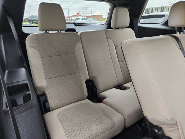 2023 Chevrolet Traverse AWD LS