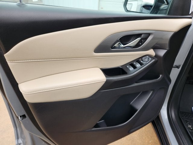 2023 Chevrolet Traverse AWD LS