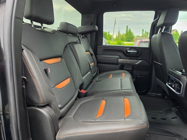 2022 GMC Sierra 2500HD 4WD Crew Cab Standard Bed AT4