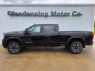 2022 GMC Sierra 2500HD 4WD Crew Cab Standard Bed AT4