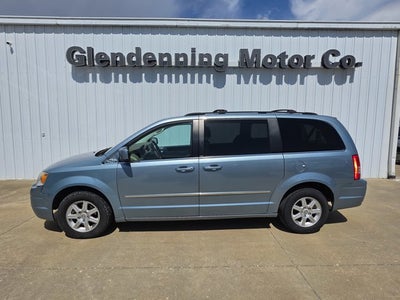 2010 Chrysler Town & Country Touring
