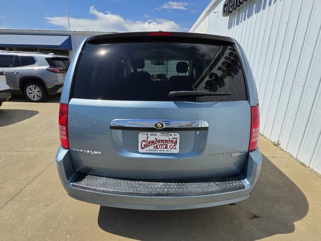 2010 Chrysler Town & Country Touring