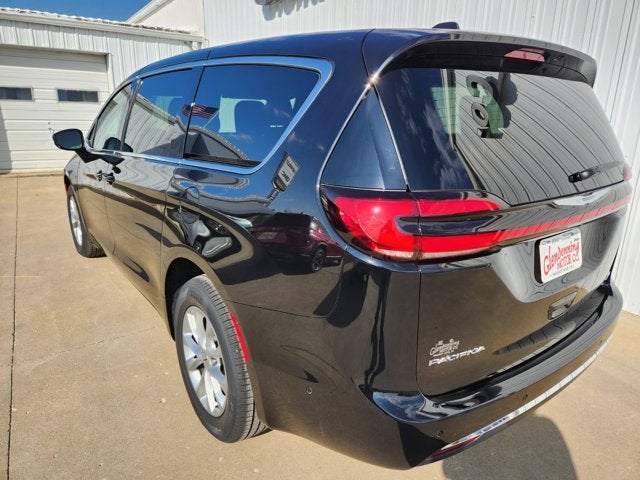 2025 Chrysler Pacifica PACIFICA SELECT AWD