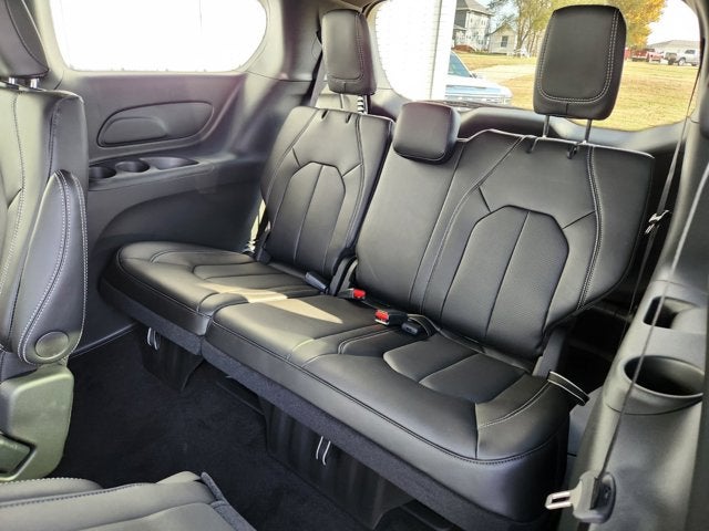 2025 Chrysler Pacifica PACIFICA SELECT AWD