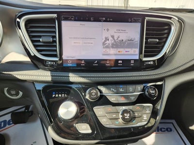 2025 Chrysler Pacifica PACIFICA SELECT AWD