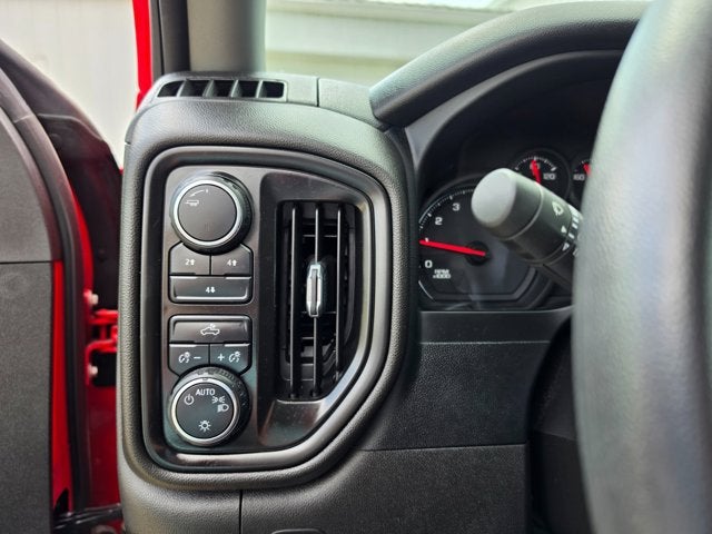 2022 Chevrolet Silverado 2500HD 4WD Crew Cab Standard Bed Custom