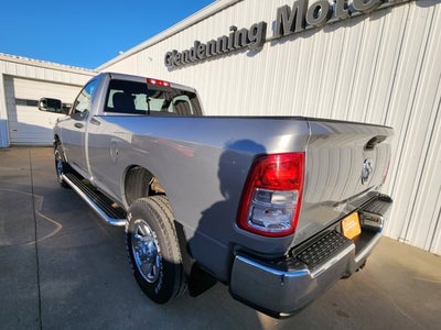 2022 RAM 2500 Tradesman Regular Cab 4x4 8' Box