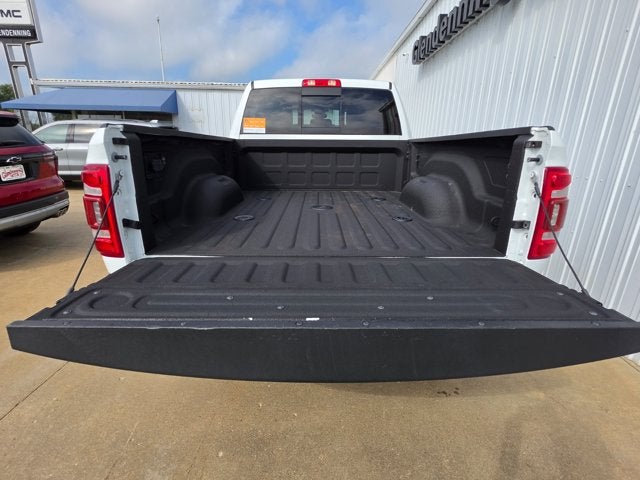 2022 RAM 2500 Laramie Crew Cab 4x4 6'4' Box