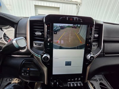 2022 RAM 2500 Laramie Crew Cab 4x4 6'4' Box