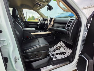 2022 RAM 2500 Laramie Crew Cab 4x4 6'4' Box