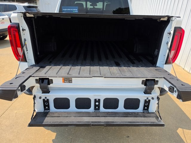 2023 GMC Sierra 1500 4WD Crew Cab Short Box SLT