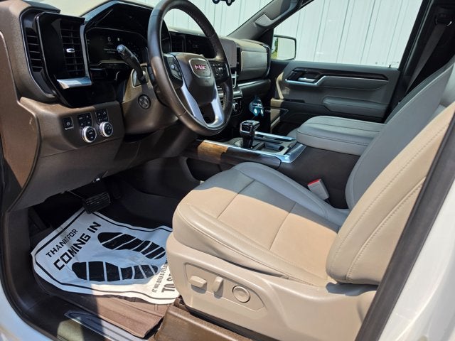 2023 GMC Sierra 1500 4WD Crew Cab Short Box SLT