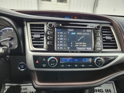 2019 Toyota Highlander SE