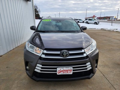 2019 Toyota Highlander SE