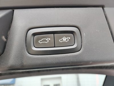 2018 Volvo V90 Cross Country T6