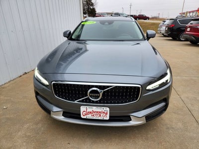 2018 Volvo V90 Cross Country T6
