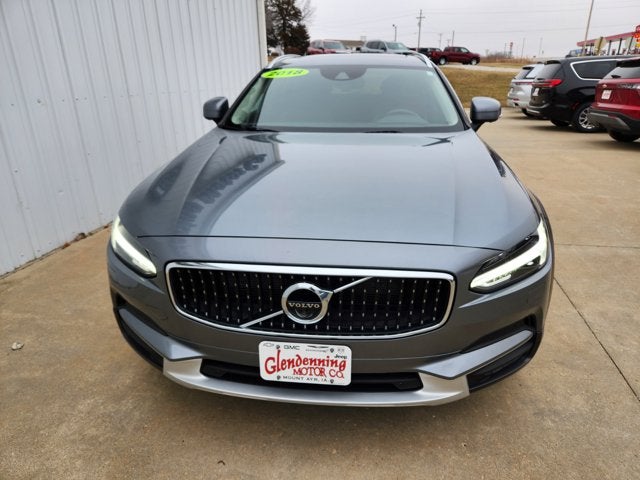 2018 Volvo V90 Cross Country T6